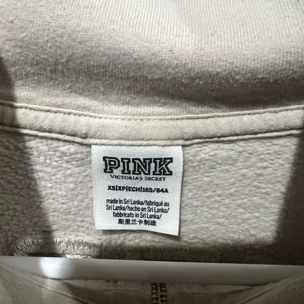 PINK Victoria's Secret Women’s Cream Quarter Zip Sweater Size XS Oversized EUC - Picture 3 of 4